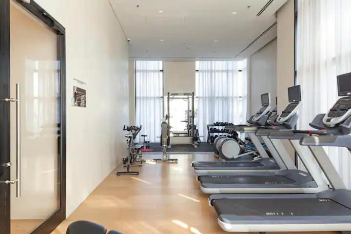 Oַ&O Group- Luxury Apt Tower Best Sea View Bat Yam Exterior photo