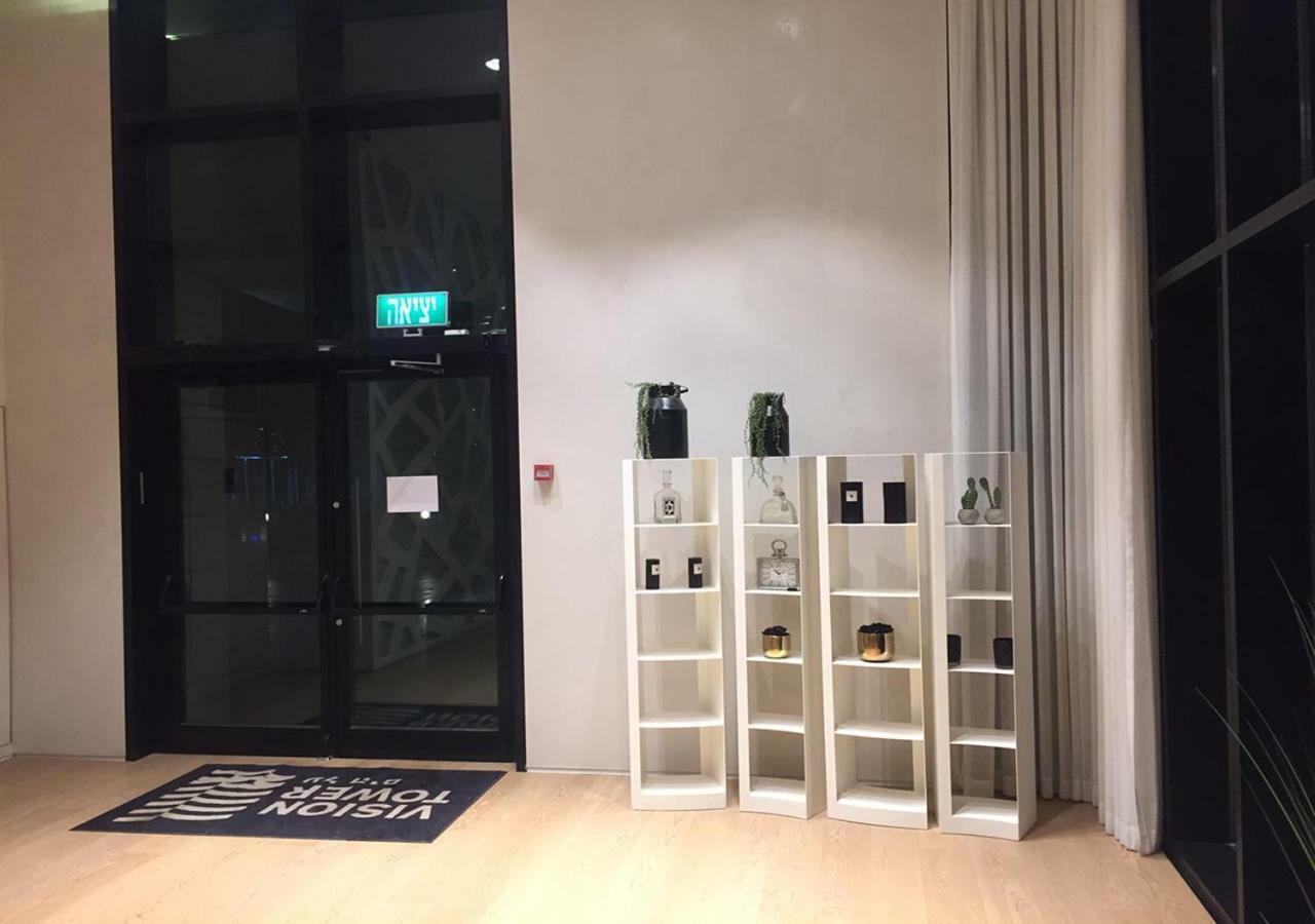 Oַ&O Group- Luxury Apt Tower Best Sea View Bat Yam Exterior photo